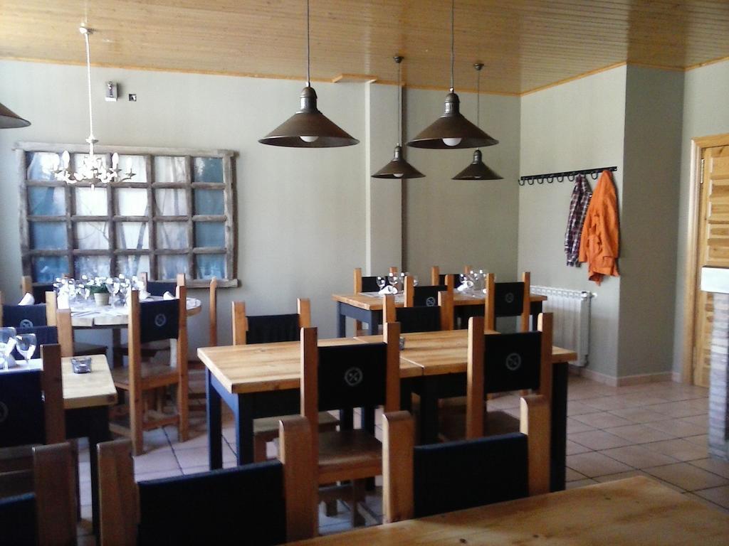Hostal Royuela المظهر الخارجي الصورة